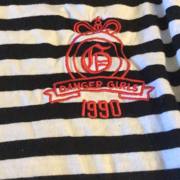 crop top - Picture 2 of 4